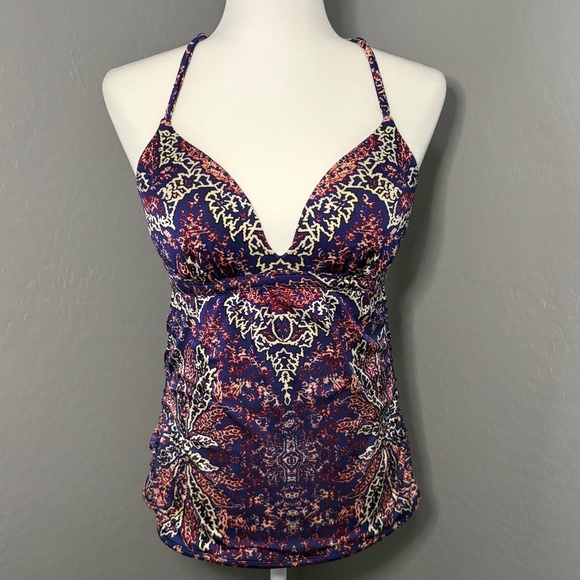 Athleta Swimsuit Top Size M‎ - Picture 1 of 6